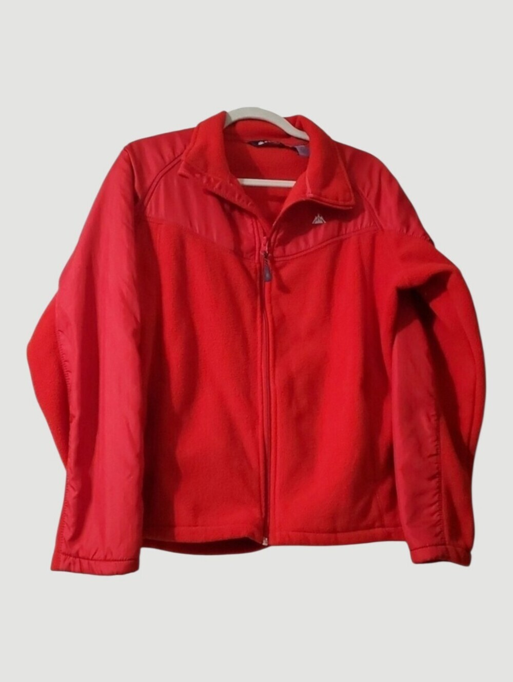 Snozu red jacket women's clothing preowned used vguc‎ zippered comfy